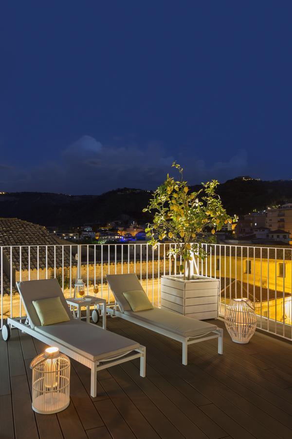 Townhouse Tropea Acomodação com café da manhã Quarto foto